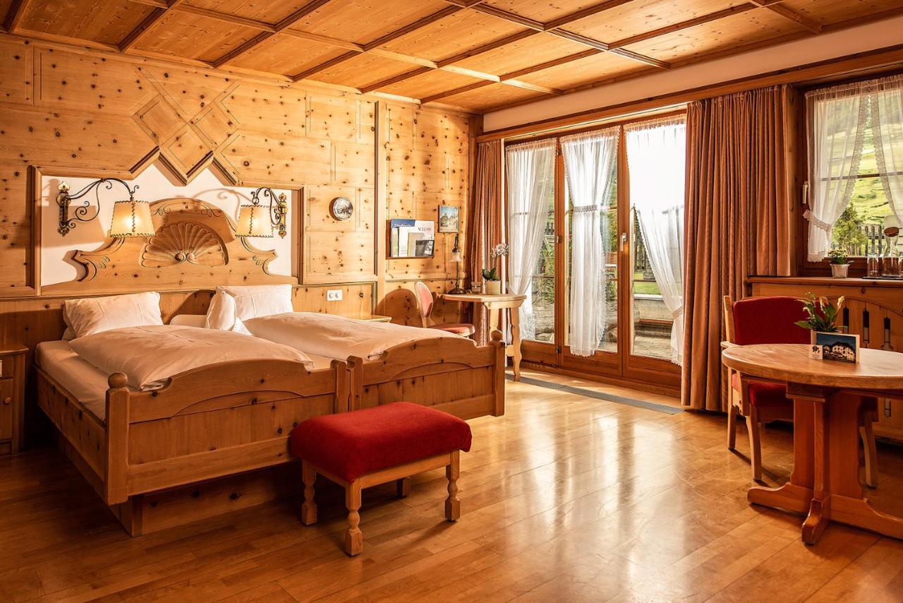 Schlosshotel Chaste Tarasp Cameră foto